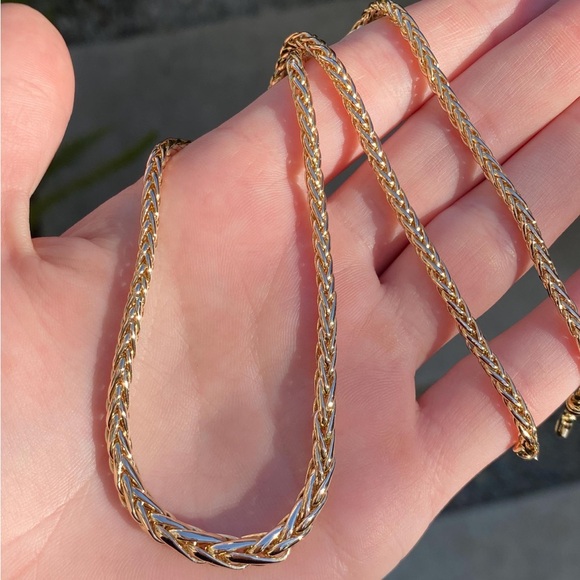 Elegant 14K Graduated Wheat Necklace - Picture 2 of 8